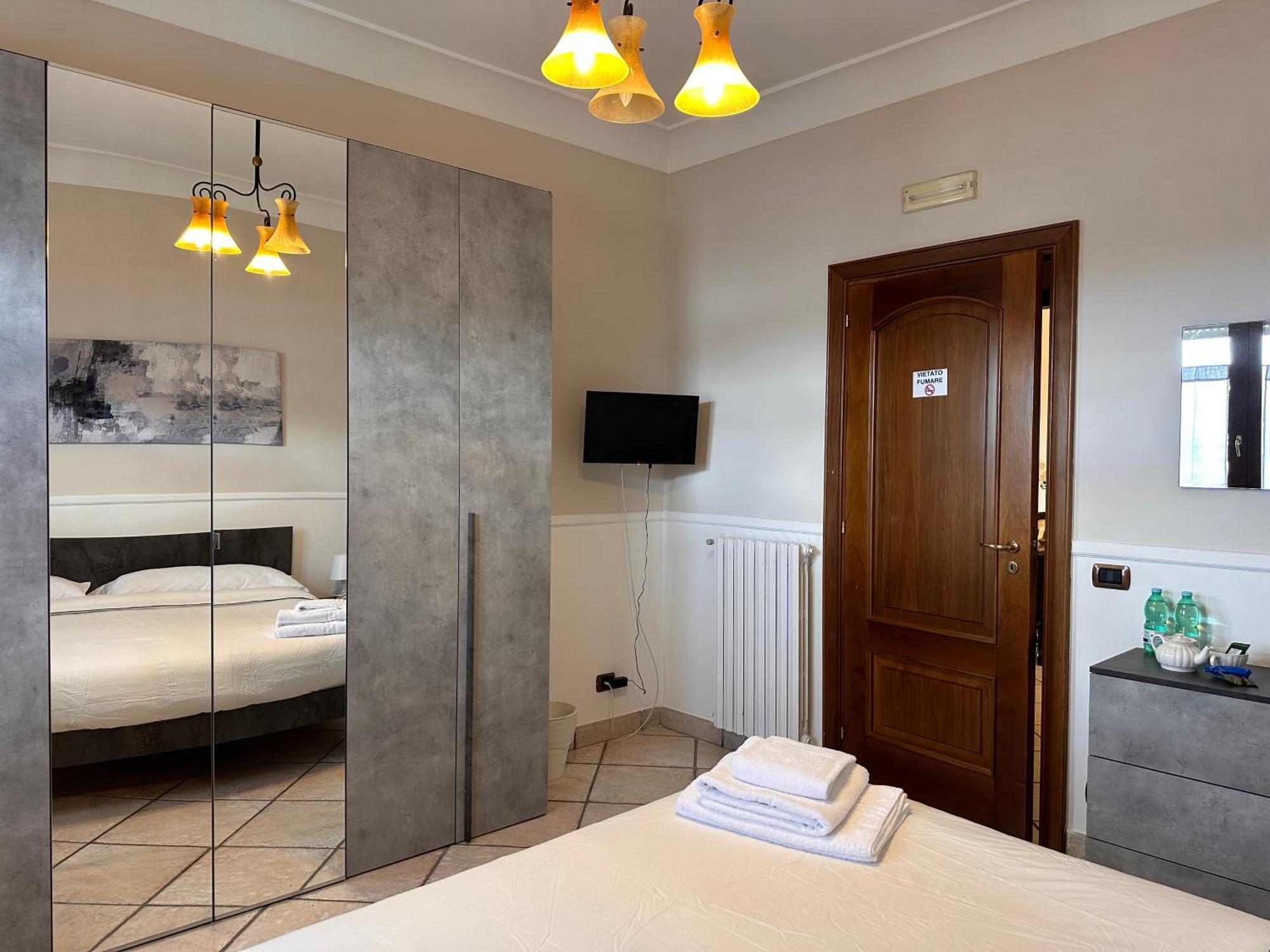 Palazzo Excelsus Hotel Terzigno Quarto foto